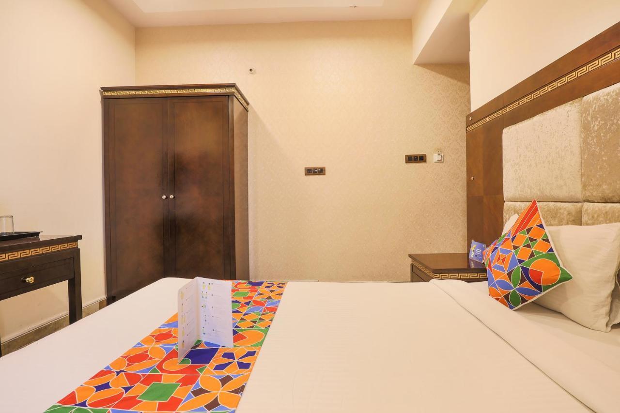 Fabhotel Frazer Suites - Nr Bangalore Cantt Railway Station Buitenkant foto
