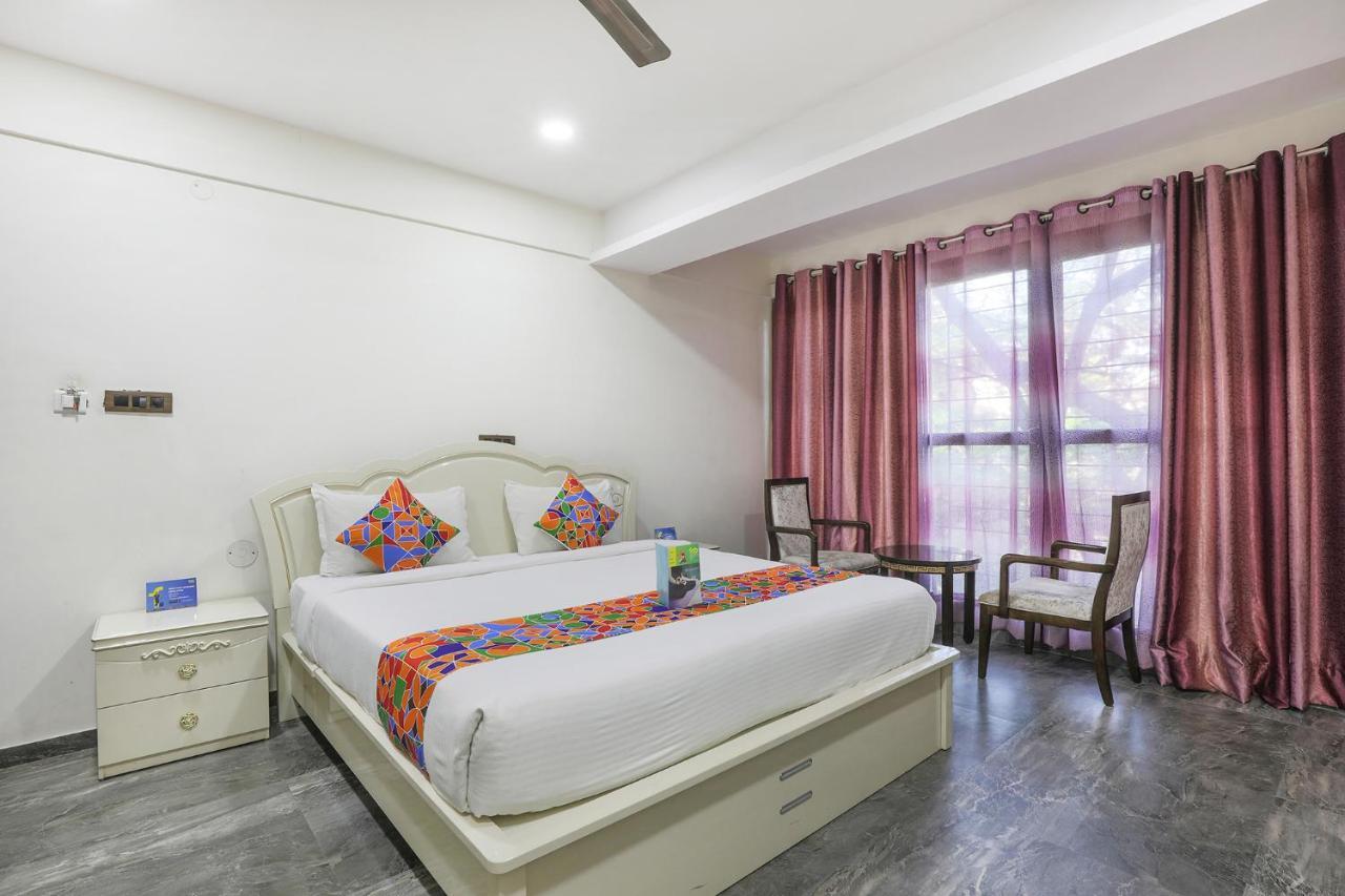 Fabhotel Frazer Suites - Nr Bangalore Cantt Railway Station Buitenkant foto
